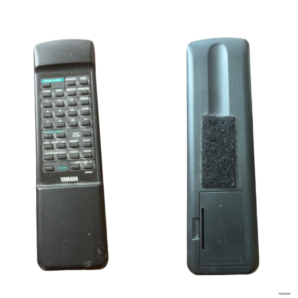 GENUINE/ORIGINAL YAMAHA VR03920 Remote Control for CD Player